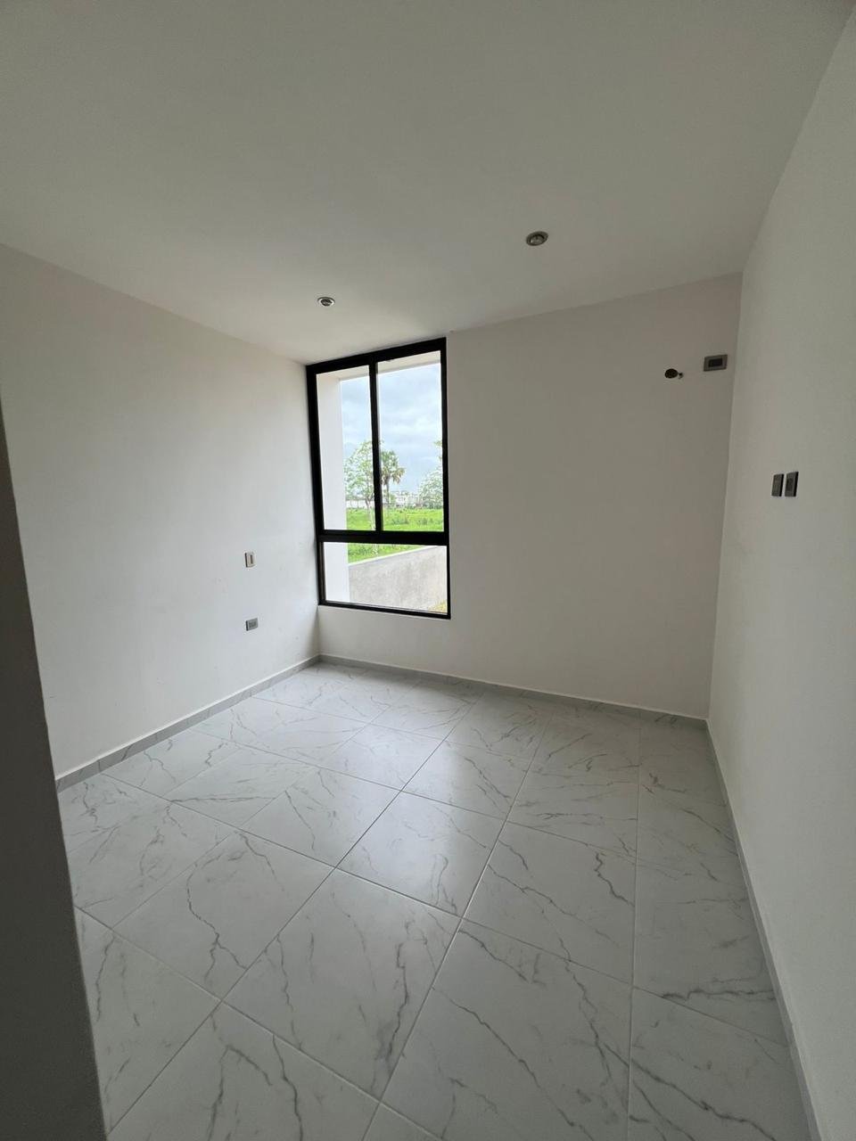 Recámara — foto real de una casa terminada del desarrollo (el acabado puede variar del modelo Dalia)